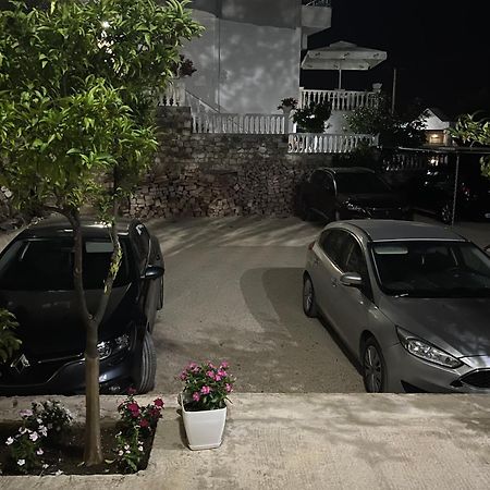 Vila Kea Sarande Ngoại thất bức ảnh