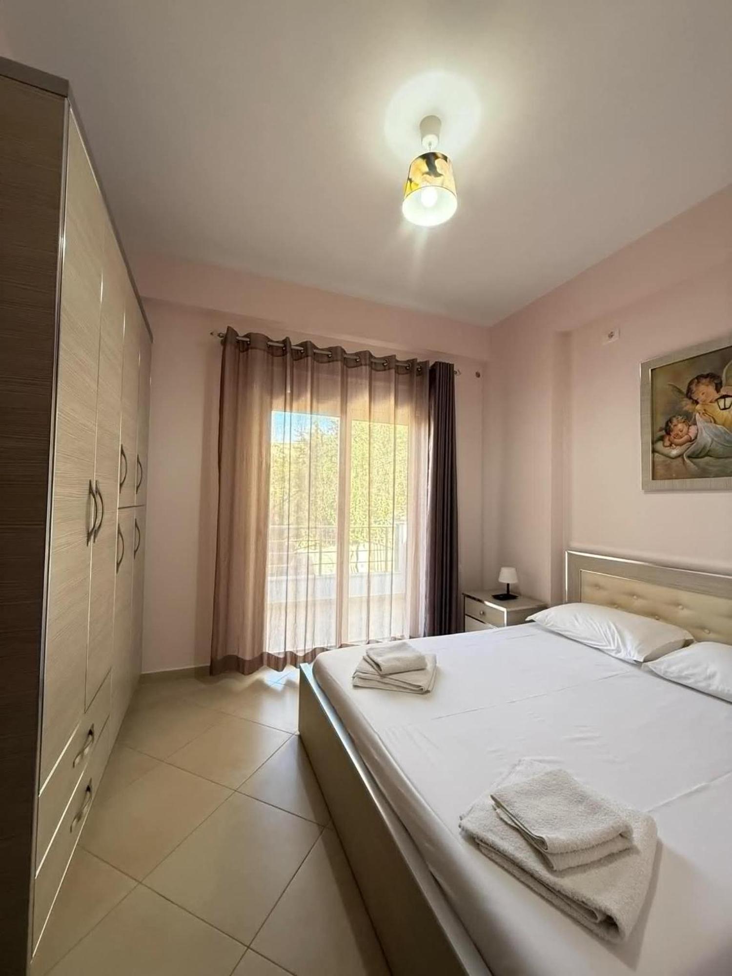 Vila Kea Sarande Ngoại thất bức ảnh